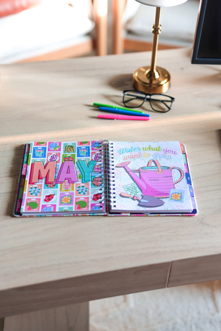 Planner - Happy Checkered