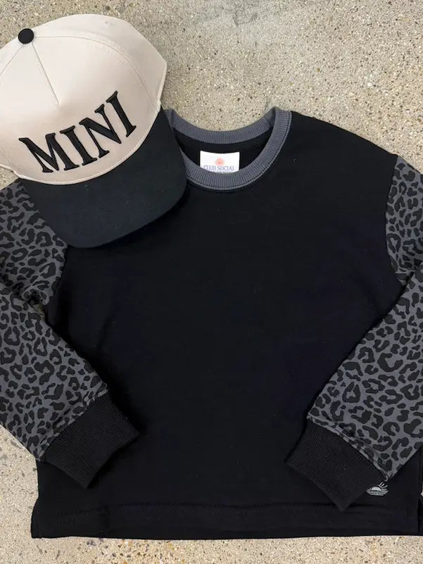 Day Off YOUTH French Terry Pullover - (Midnight Cheetah)
