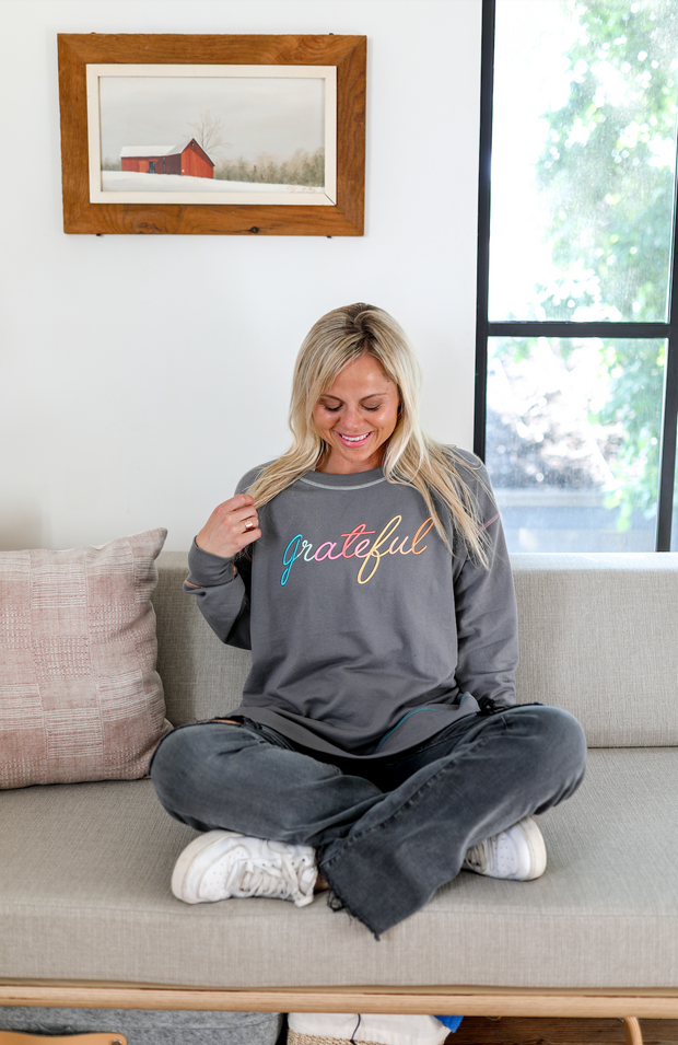 Grateful 3D Embroidery (Grey) - Sweatshirt