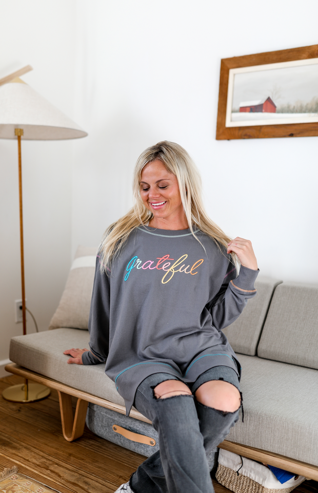 Grateful 3D Embroidery (Grey) - Sweatshirt