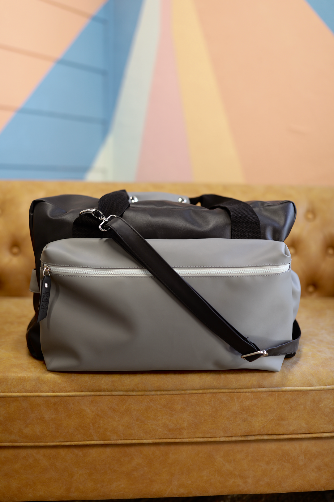 Duffle Bag - Roxi WITHOUT customization (Midnight/Charcoal)