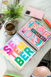 Planner (Multi Floral) - Good Things Are Coming